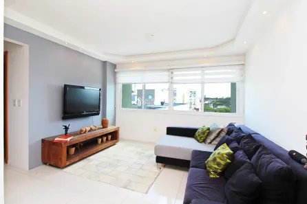Apartamento com 2 Quartos à venda, 63m² no Passo da Areia, Porto Alegre