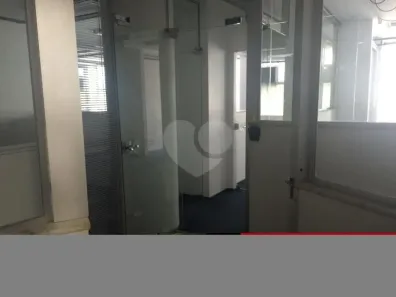 Sala Comercial para alugar, 151m² no República, São Paulo