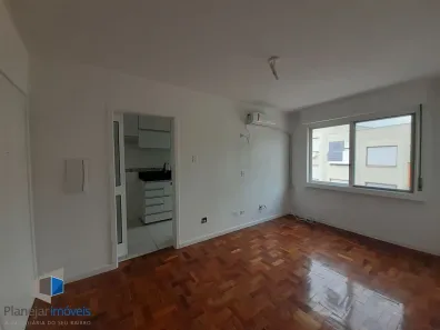 Apartamento com 2 Quartos para alugar, 60m² no Vila Jardim, Porto Alegre