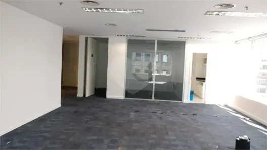 Sala Comercial à venda, 110m² no Cidade Monções, São Paulo