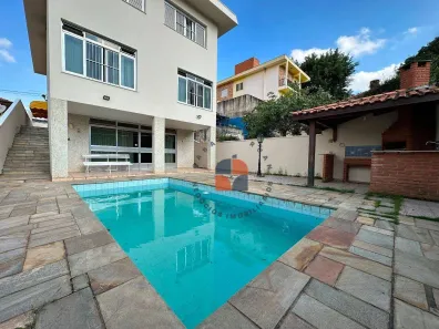 Casa com 4 Quartos à venda, 357m² no Vila Ipojuca, São Paulo