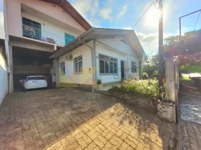 Imóvel Comercial com 3 Quartos à venda, 250m² no Das Capitais, Timbó