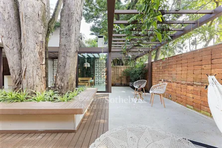 Casa de Condomínio com 5 Quartos à venda, 350m² no Santo Amaro, São Paulo