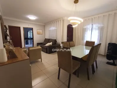 Casa com 3 Quartos à venda, 138m² no Retiro, Volta Redonda