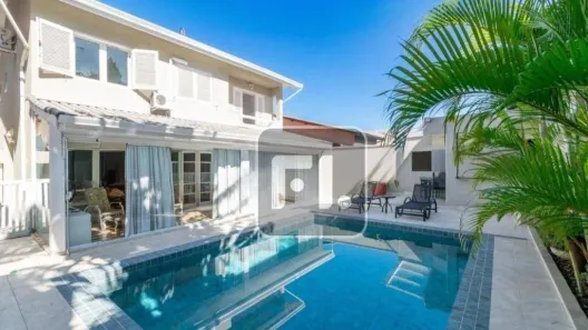 Casa de Condomínio com 4 Quartos à venda, 279m² no Alphaville, Santana de Parnaíba