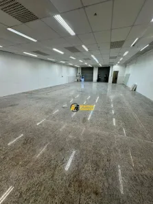 Galpão/Depósito/Armazém para alugar, 300m² no km 18, Osasco