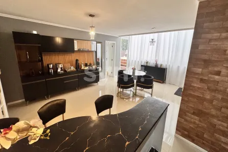 Casa com 3 Quartos à venda, 414m² no Jardim Social, Curitiba
