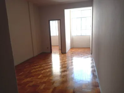 Apartamento com 2 Quartos à venda, 90m² no Centro, Belo Horizonte
