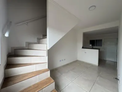 Sobrado com 2 Quartos à venda, 48m² no Ribeirópolis, Praia Grande