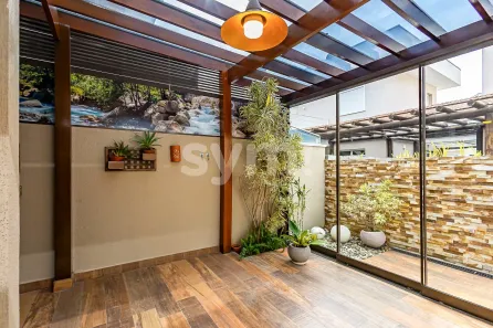 Casa de Condomínio com 3 Quartos à venda, 248m² no Xaxim, Curitiba