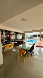 Casa com 4 Quartos à venda, 550m² no Setor Gentil Meireles, Goiânia