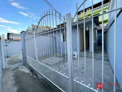 Casa com 1 Quarto para alugar, 10m² no Vila Carmosina, São Paulo