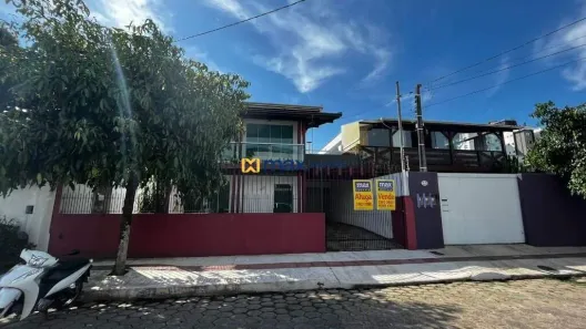 Casa com 3 Quartos à venda, 200m² no Centro, Balneário Camboriú