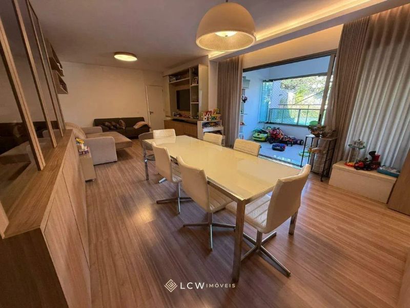 Apartamento com 4 quartos — Santo Antônio, Belo Horizonte