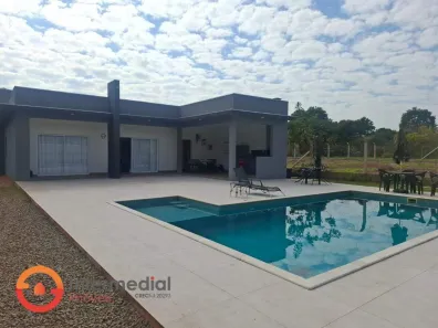 Fazenda/Sítio com 4 Quartos à venda, 175m² no Recanto Maravilha, Boituva