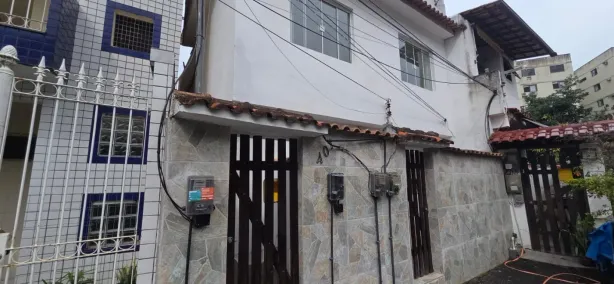 Apartamento com 2 Quartos para alugar, 50m² no Centro, Angra dos Reis