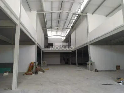 Galpão/Depósito/Armazém para alugar, 750m² no Centro, Uberlândia