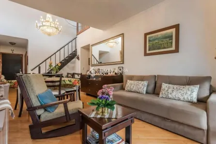 Apartamento com 3 Quartos para alugar, 206m² no Petrópolis, Porto Alegre