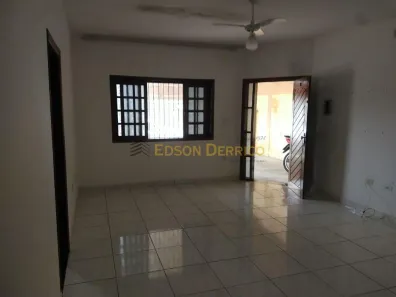 Sobrado com 2 Quartos à venda, 219m² no Bela Vista, Pindamonhangaba