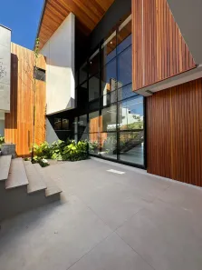 Casa de Condomínio com 4 Quartos à venda, 650m² no Salvaterra, Juiz de Fora
