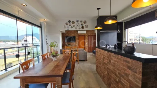 Prédio Comercial à venda, 240m² no Barra da Lagoa, Florianópolis