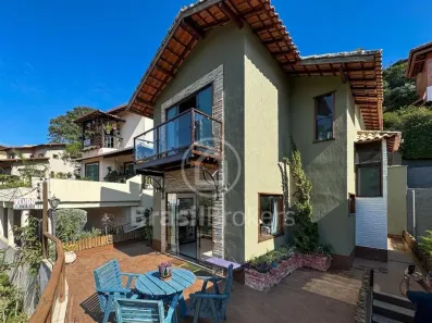 Casa de Condomínio com 3 Quartos à venda, 163m² no Vargem Grande, Teresópolis