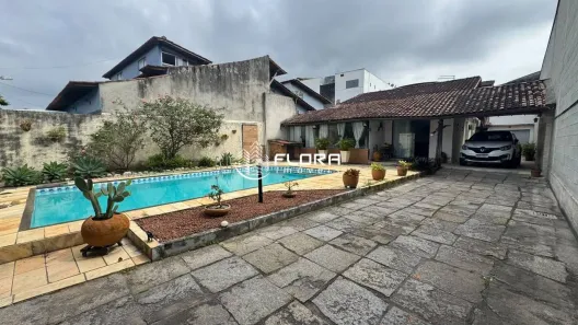 Casa com 3 Quartos à venda, 281m² no Itaipu, Niterói
