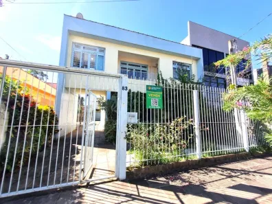Sobrado com 3 Quartos à venda, 159m² no Santa Maria Goretti, Porto Alegre