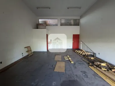 Ponto Comercial para alugar, 48m² no Bom Jesus, Uberlândia