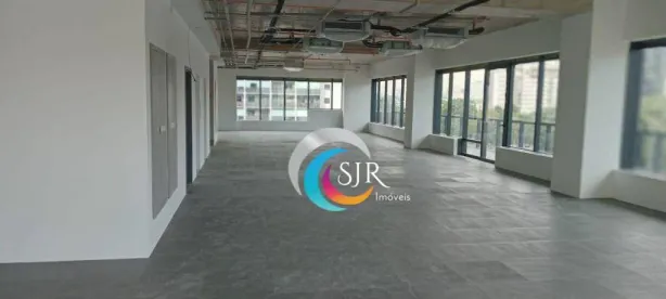 Sala Comercial para alugar, 370m² no Vila Olímpia, São Paulo