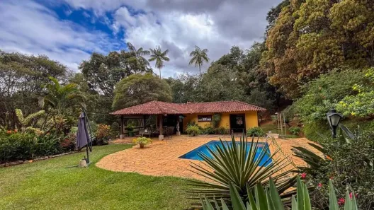 Fazenda/Sítio com 4 Quartos à venda, 10000m² no Cruzeiro do Sul, Juiz de Fora