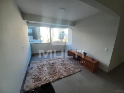 Apartamento com 3 Quartos para alugar, 110m² no Saraiva, Uberlândia
