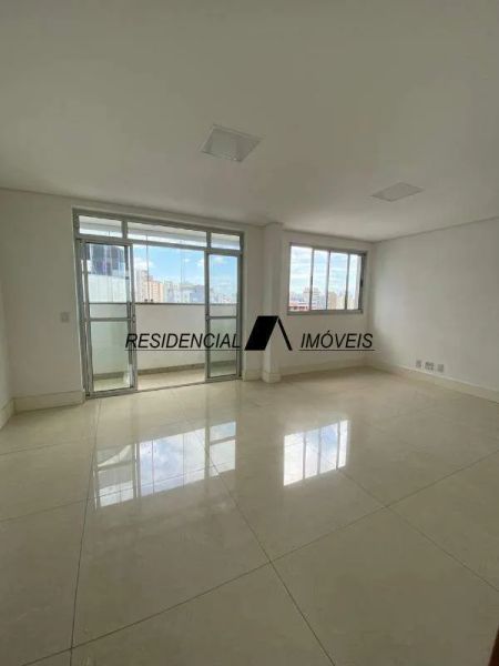Apartamento com 2 quartos — Santa Efigênia, Belo Horizonte
