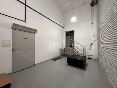 Galpão/Depósito/Armazém para alugar, 556m² no Jardim Santo Antônio, Santo André