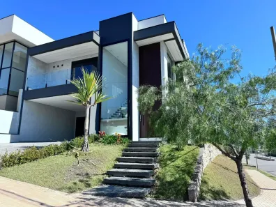 Casa de Condomínio com 3 Quartos à venda, 270m² no Cézar de Souza, Mogi das Cruzes