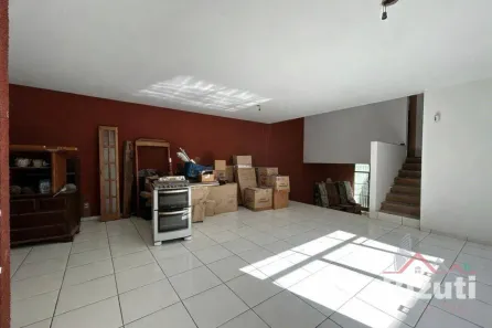 Casa com 3 Quartos à venda, 210m² no Vila Vianelo, Jundiaí