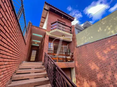 Sobrado com 4 Quartos à venda, 218m² no Jardim Paraíso, São Paulo