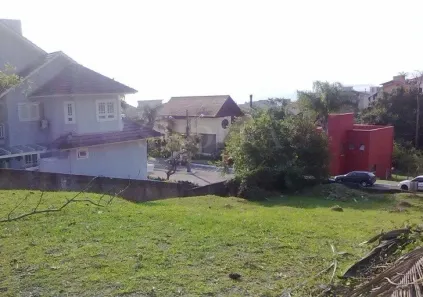 Lote/Terreno à venda, 686m² no Cacupé, Florianópolis