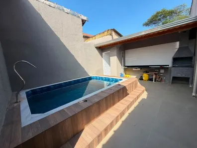 Casa com 2 Quartos à venda, 74m² no Melvi, Praia Grande
