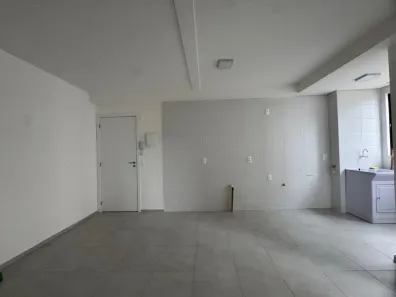 Apartamento com 2 Quartos para alugar, 64m² no Vila Baependi, Jaraguá do Sul