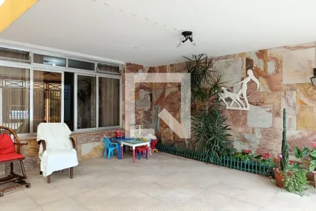 Casa com 4 Quartos à venda, 185m² no Sumaré, São Paulo