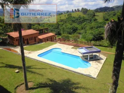 Fazenda/Sítio com 6 Quartos à venda, 7800m² no , Camanducaia
