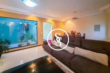 Sobrado com 4 Quartos para venda ou aluguel, 234m² no Taboão, São Bernardo do Campo