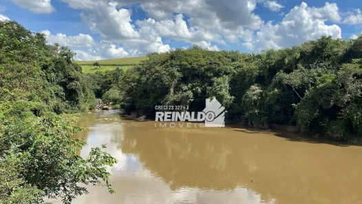 Fazenda/Sítio com 3 Quartos à venda, 550m² no Jardim América, Bragança Paulista