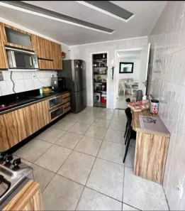 Apartamento com 4 Quartos para alugar, 10m² no Buraquinho, Lauro de Freitas