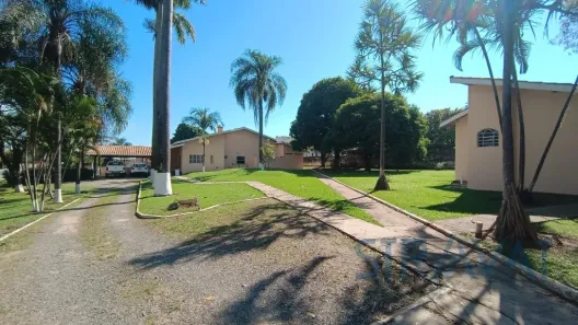 Fazenda/Sítio com 4 Quartos para alugar, 260m² no Chácara Belvedere, Indaiatuba