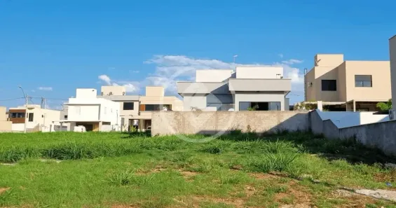 Lote/Terreno à venda, 318m² no Jardins Porto, Senador Canedo