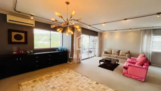 Apartamento com 3 Quartos para alugar, 236m² no Jardim Blumenau, Blumenau