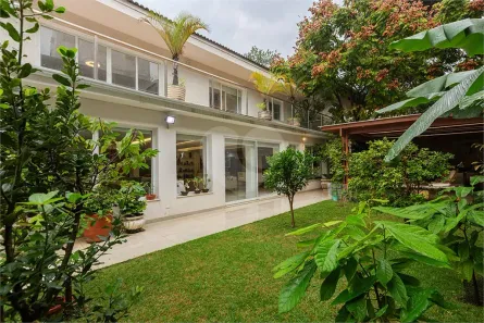 Casa com 4 Quartos à venda, 450m² no Pacaembu, São Paulo