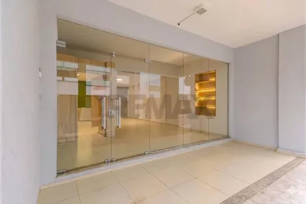 Sala Comercial à venda, 131m² no Centro, Balneário Camboriú